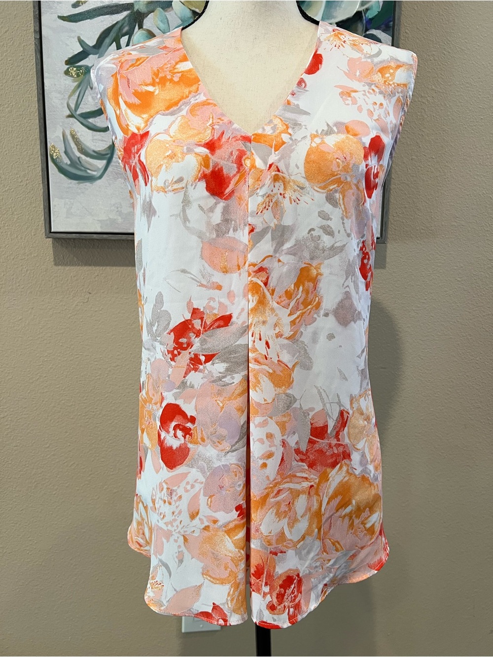 Rose & Olive White Floral V-Neck Sleeveless Camisole with Orange & Coral Accents